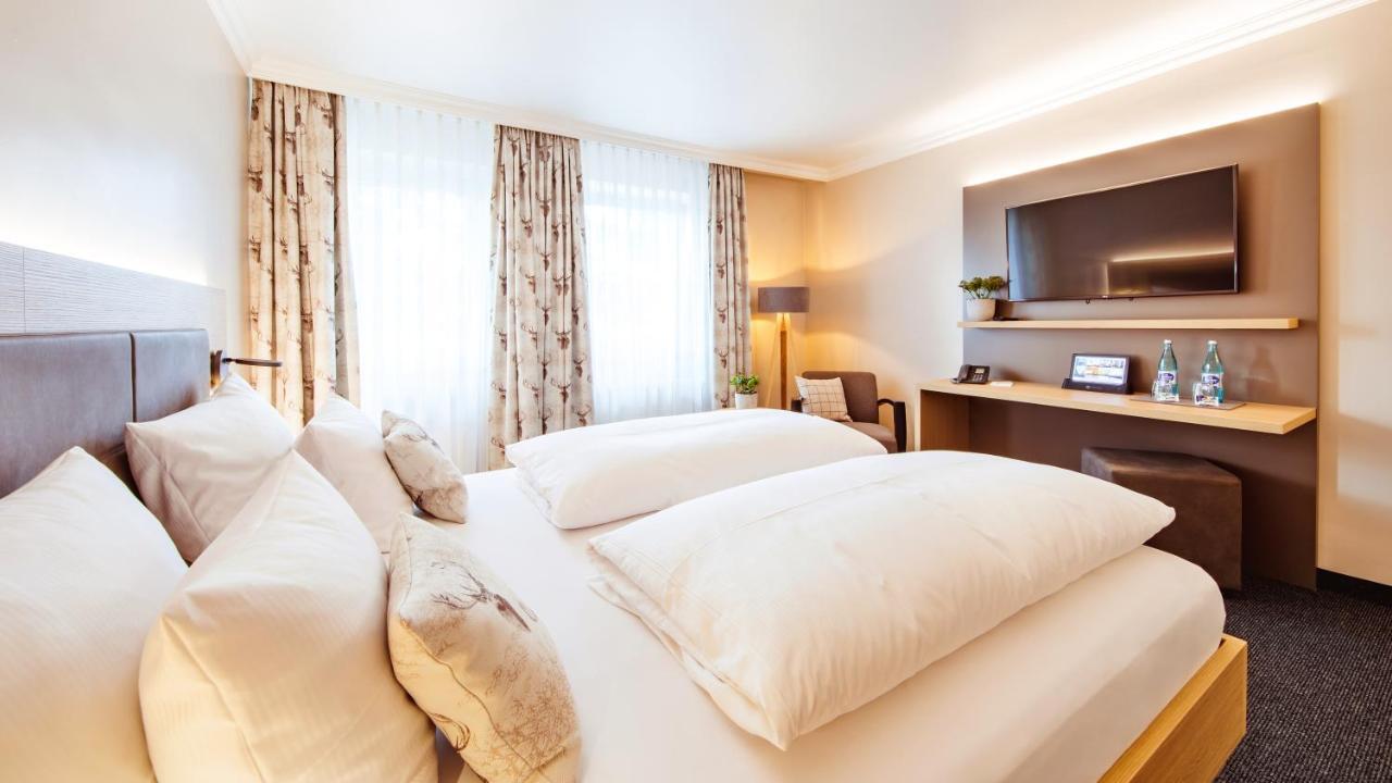 Landgasthof Hotel Gentner Nürnberg Exteriör bild