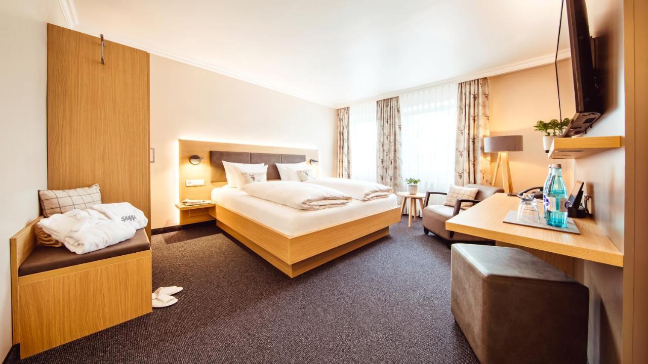 Landgasthof Hotel Gentner Nürnberg Exteriör bild